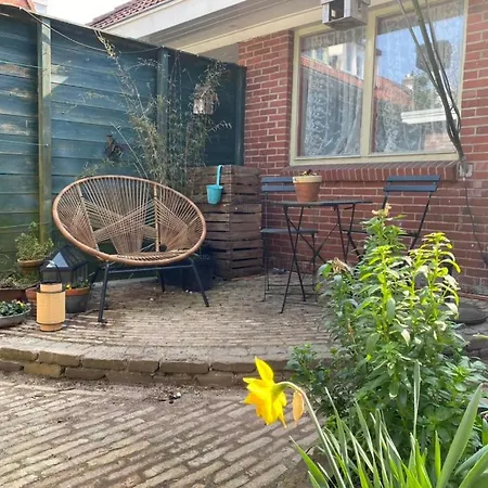 Charming In Amsterdam-noord *