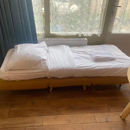 Charming In Amsterdam-noord Pensionat Amsterdam